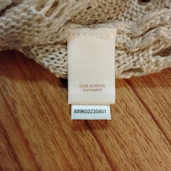 LC Lauren Conrad Cream Knit Lace Hem Cold‑Shoulder Asymmetrical Tunic – Size XS - Picture 4 of 7